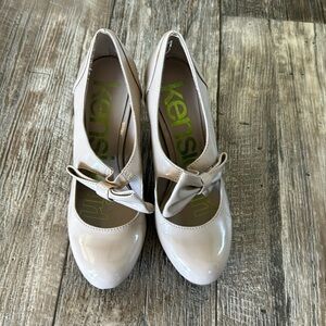 KENSIE GIRL, WOMEN BEAUTIFUL HEELS, SIZE 6.5